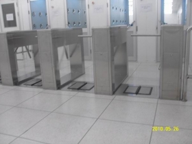 上海工廠三輥閘案例